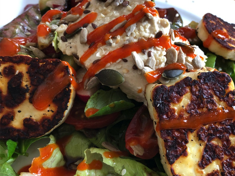 Halloumi & Hummus Salad