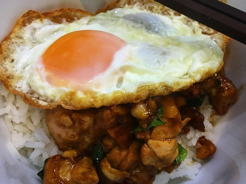 Pad Krapow Gai